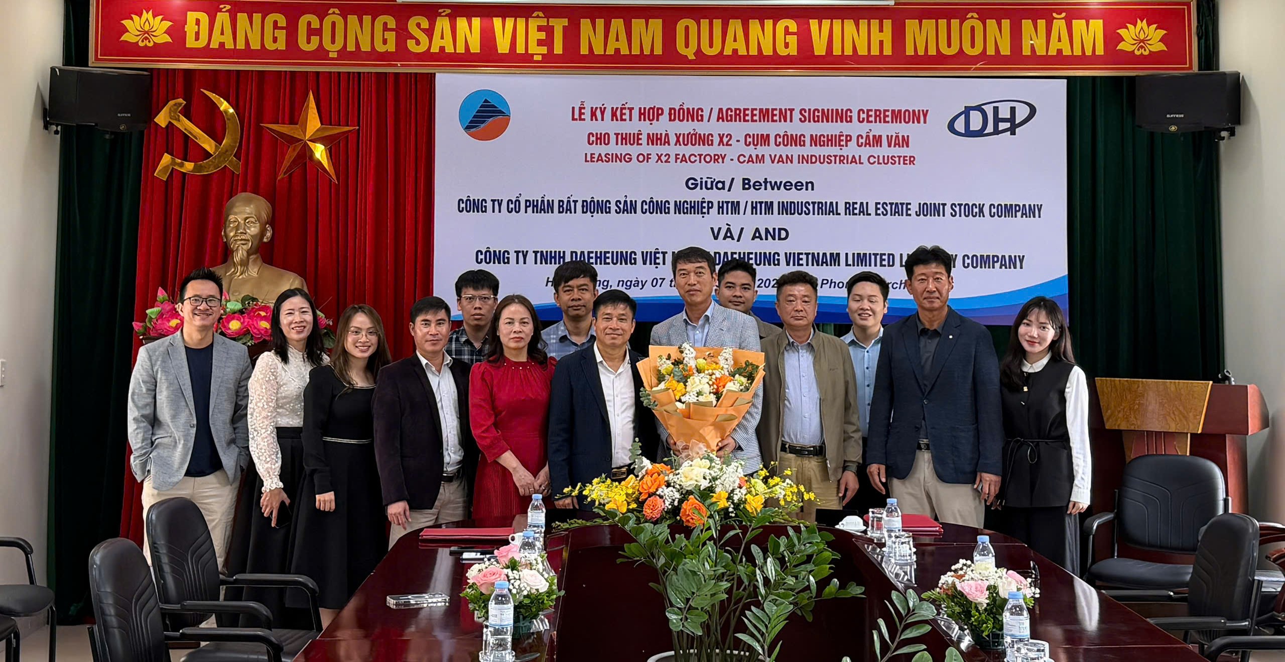 Lễ Ký kết Thỏa thuận cho thuê Nhà xưởng giữa HTM và Daehung Việt Nam